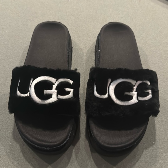 UGG Shoes - Ugg slide